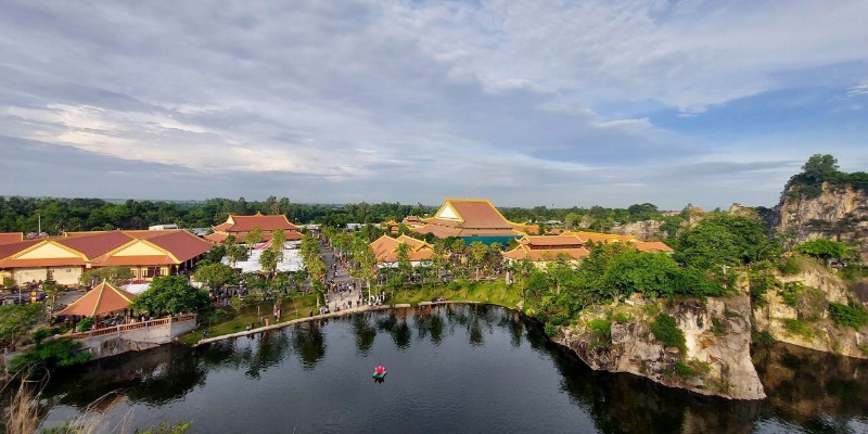 Thiền viện Trúc Lâm An Giang nằm ở đâu mà dân tình "mê mệt"?