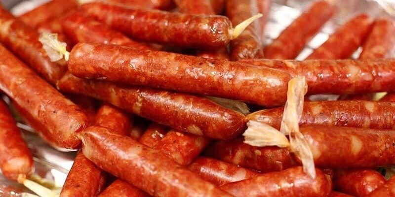 Tung lò mò (Lạp xưởng bò) – Tinh hoa ẩm thực người Chăm